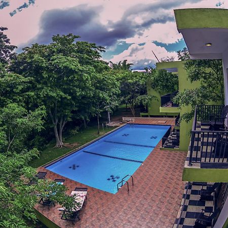 Hotel Golden Ray Dambulla Exteriér fotografie