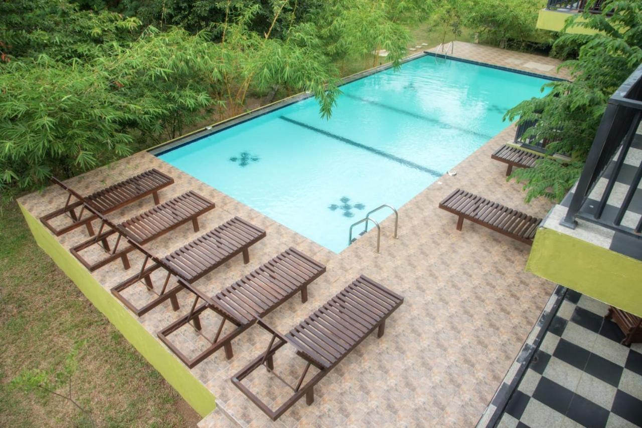 Hotel Golden Ray Dambulla Exteriér fotografie