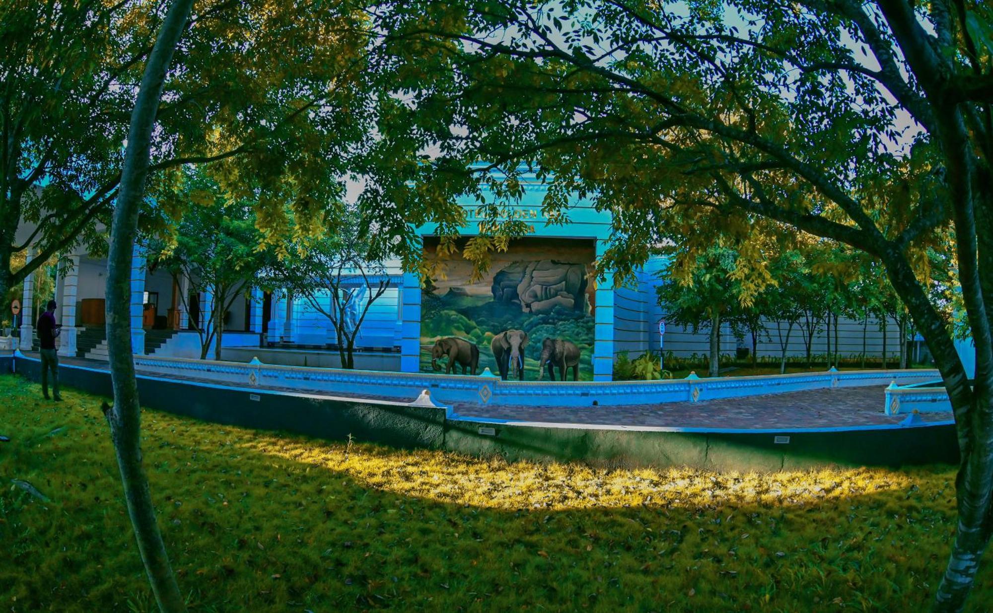 Hotel Golden Ray Dambulla Exteriér fotografie